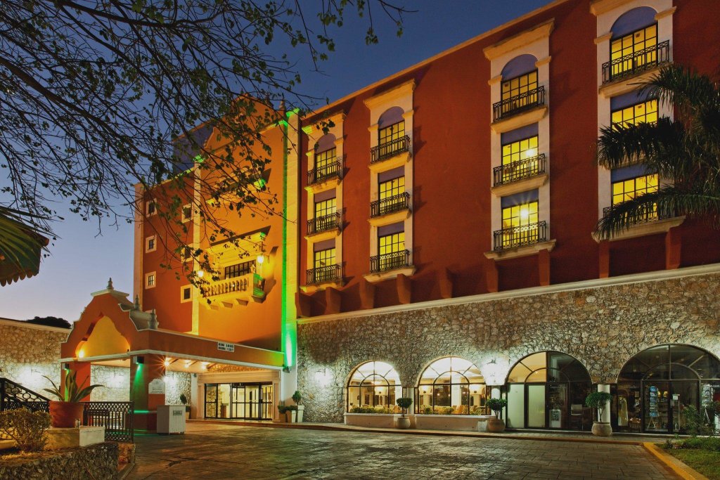 Номер Deluxe Holiday Inn Merida, an IHG Hotel