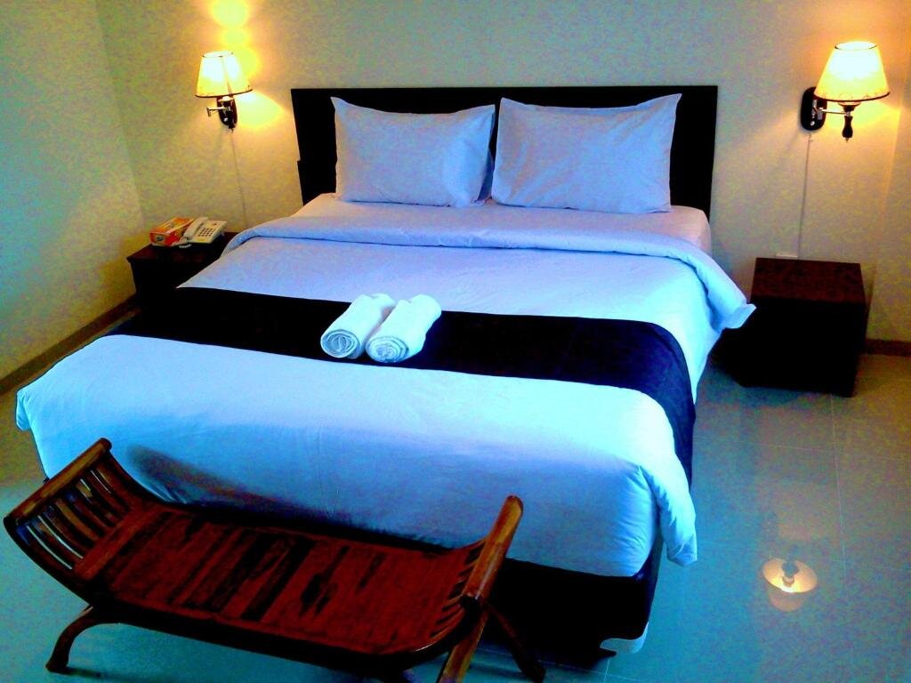 Deluxe Double room with pool view Manggar Indonesia Hotel