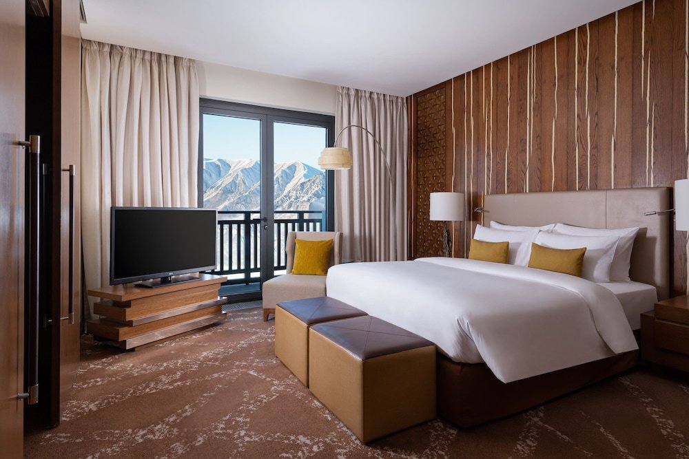 Double Junior Suite with balcony and with mountain view Park Chalet, Shahdag, Autograph Collection