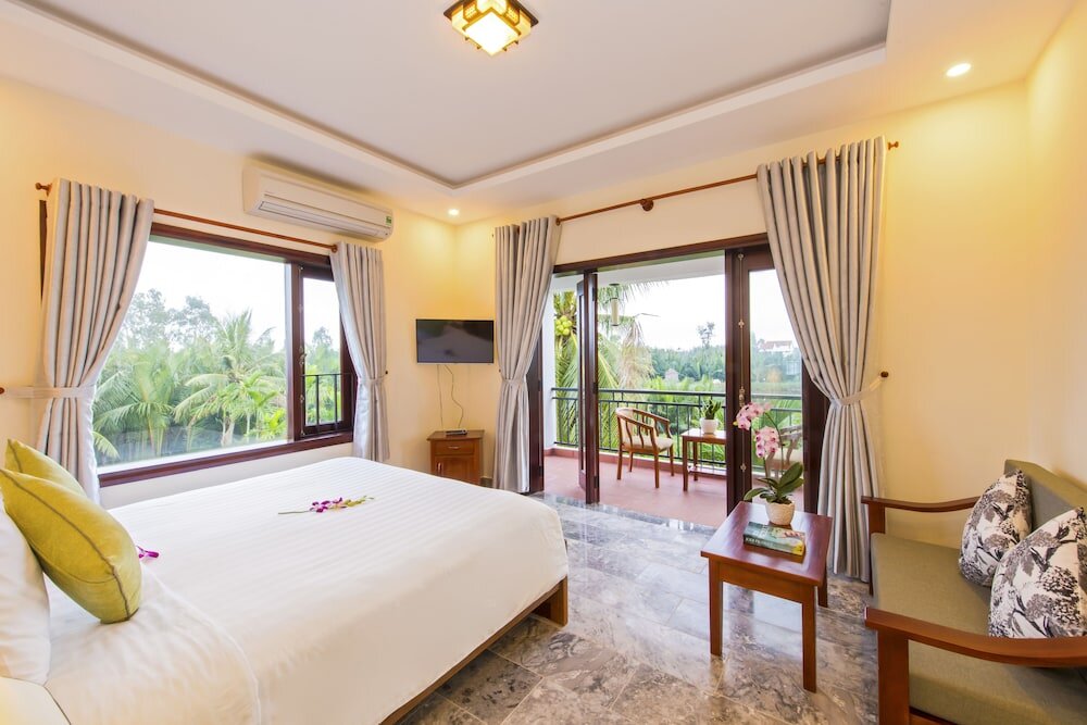 Suite with balcony and with view Pomelo Garden Boutique Villa