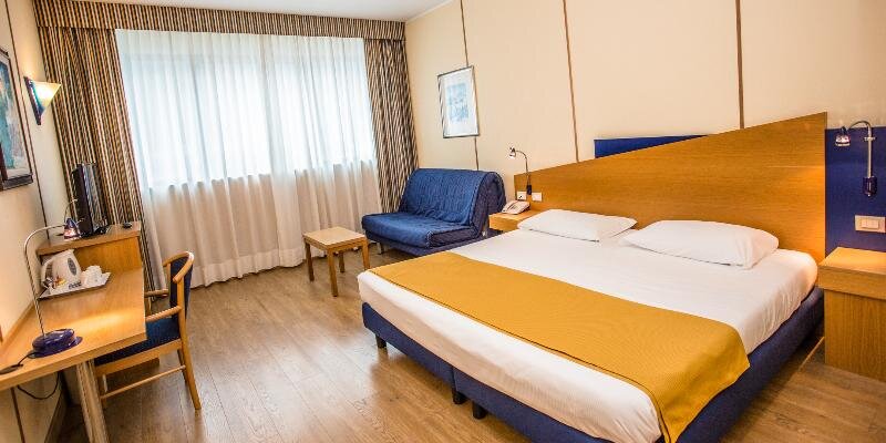 Standard Double room Express Hotel Aosta East