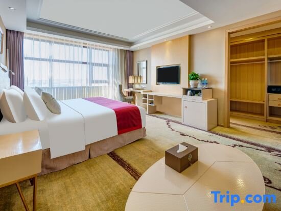 Двухместный номер Deluxe Holiday Inn & Suites Hulunbuir, an IHG Hotel