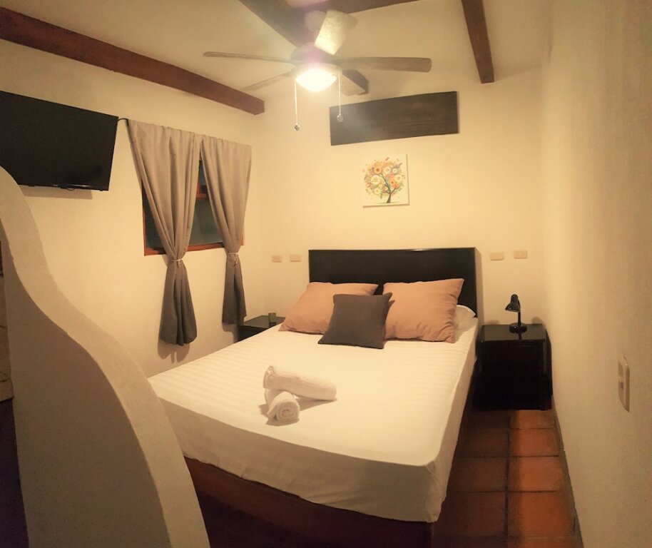 Komfort Doppel Zimmer mit Balkon Aguacate Flat Santa Teresa