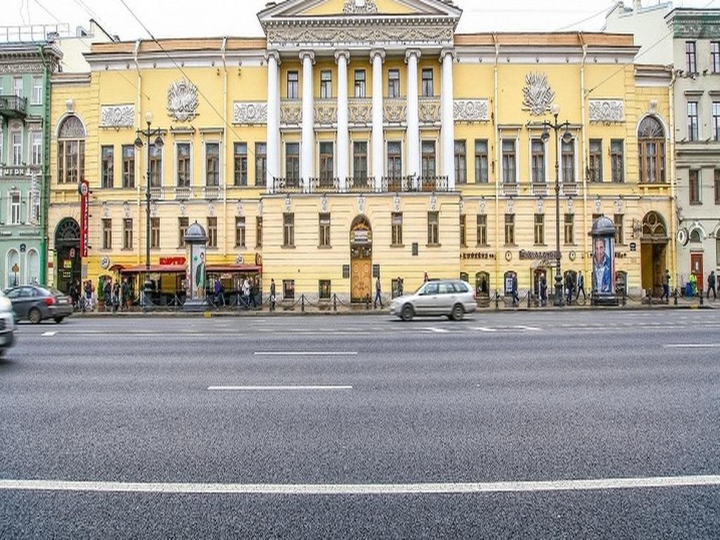 Поликлиника 40 санкт петербург. Невский проспект 84 Санкт-Петербург. Санкт-Петербург, Невский пр-т, 84-86. Невский проспект 84-86. Дом Юсуповых на Невском 84-86 Санкт-Петербург.