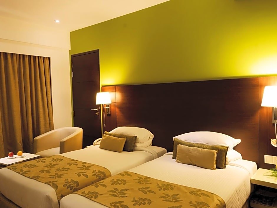 Номер Superior Ramee Grand Hotel and Spa, Pune