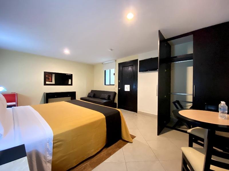 Standard Double room Hotel Escala Puebla Centro
