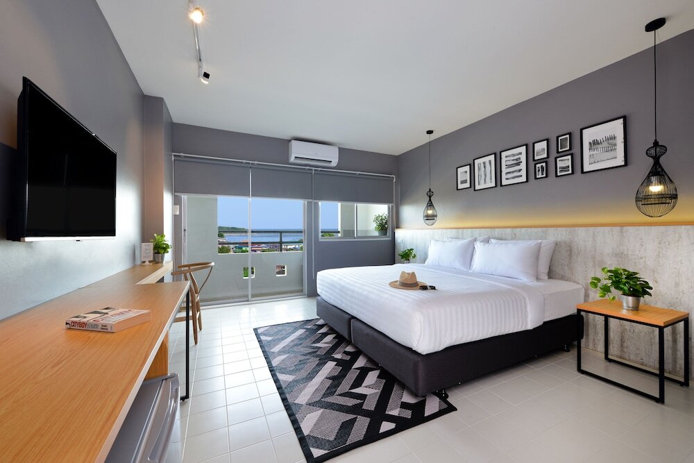 Deluxe double chambre avec balcon et Vue mer Ruenthip Pattaya