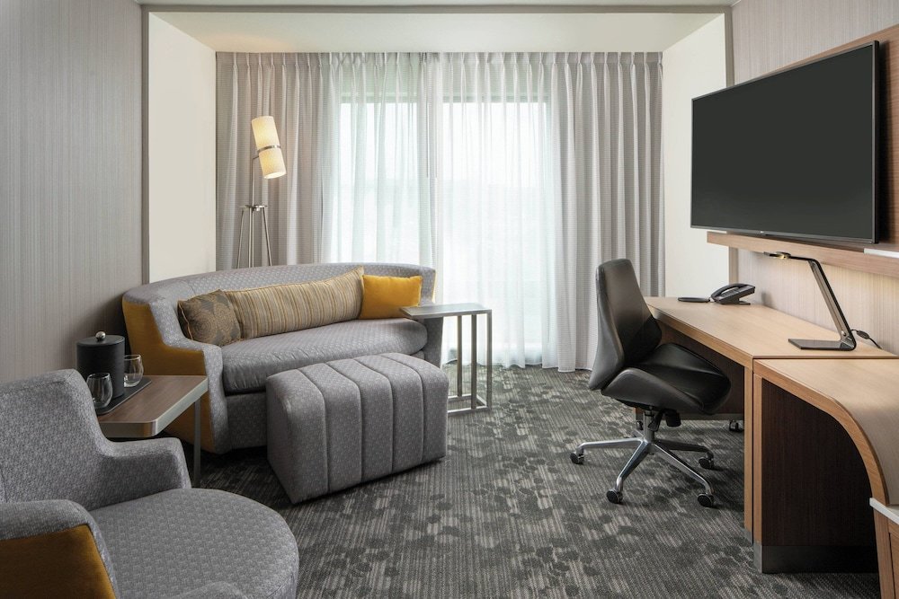 Suite Courtyard by Marriott Lafayette South
