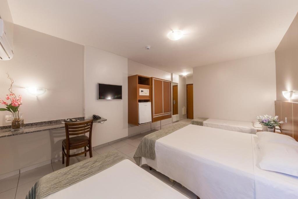 Четырёхместный номер Standard Hotel GAPH Maringa - Economico Mini Resort