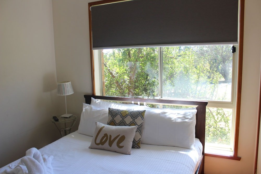 Appartement Australian Home Away at East Doncaster Andersons Creek 1