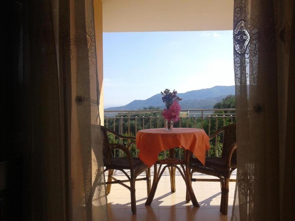 Двухместный номер Deluxe с балконом и с видом на море Casa Vacanze Primula palinuri