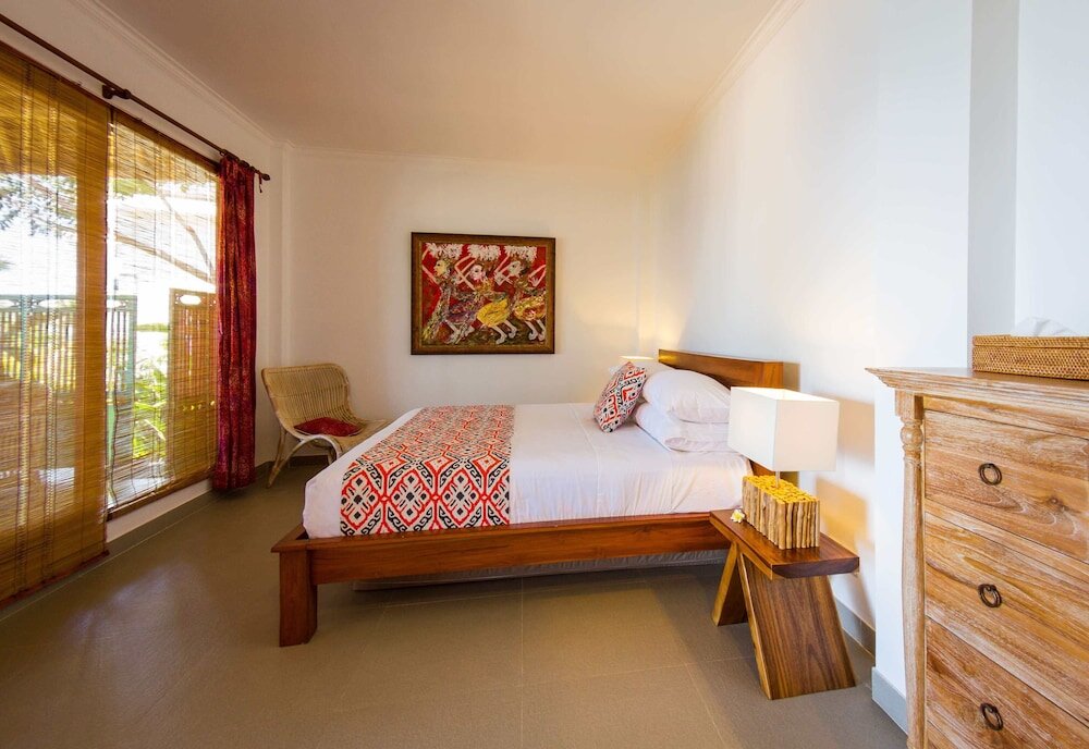2 Bedrooms Standard room with sea view Aquamarine Beach Villas