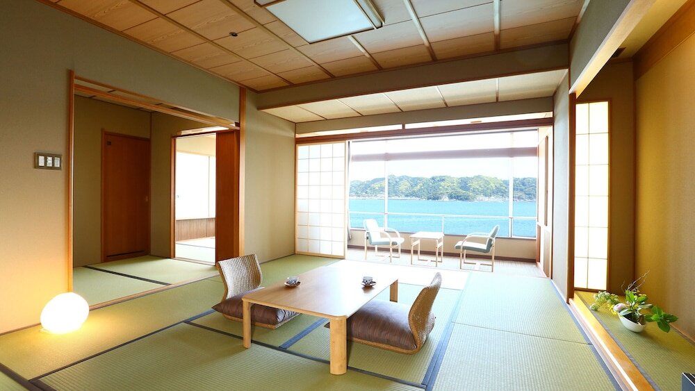 Confort famille chambre Vue sur l'océan Ooedo Onsen Monogatari Nanki Kushimoto