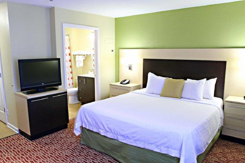 Double Studio TownePlace Suites by Marriott Huntington