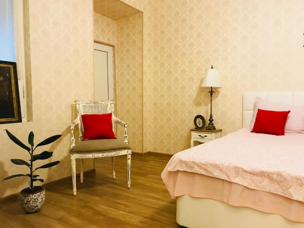 Апартаменты с 3 комнатами Charming Apartment in Old Town