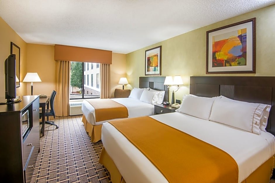 Standard Zimmer Holiday Inn Express Hotel & Suites Sharon-Hermitage