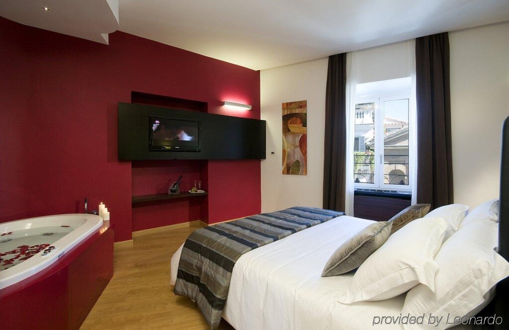 Hotel collection. Trevi collection Hotel. Отель в Риме collection. Римини, Trevi collection 3*. В Риме отель с красными дверями номеров.