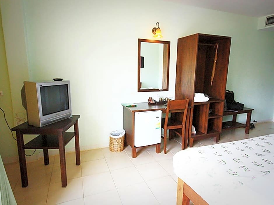 Superior Double room with garden view Bacchus Home Resort