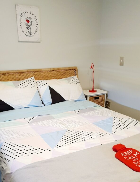 Апартаменты Private 3-Bedroom at CBD Tauranga