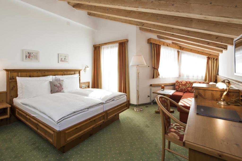 Superior Double room with balcony Chalet Silvretta Hotel & Spa