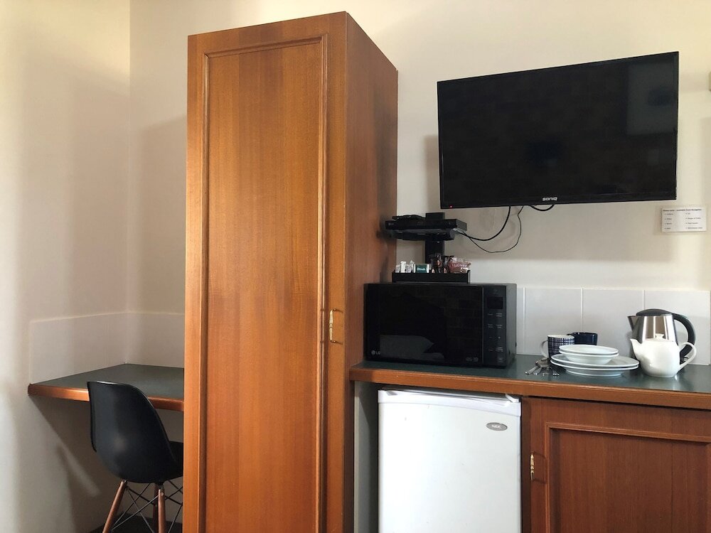 Standard Double room with balcony Airport Clayfield Motel