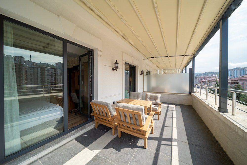 Suite 1 camera da letto con balcone Holiday Inn - Trabzon-East, an IHG Hotel