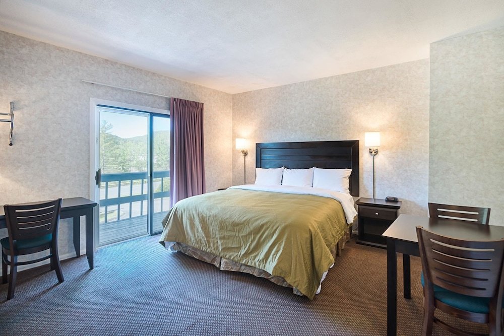 Standard Doppel Zimmer mit Balkon Econo Lodge Lee - Great Barrington