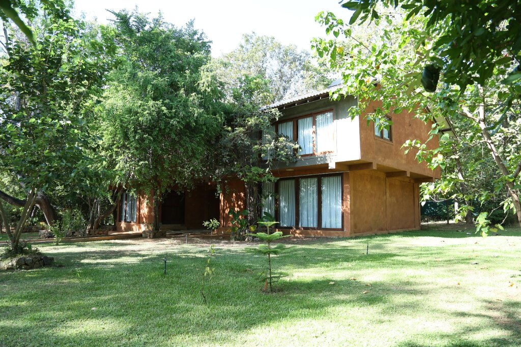 Люкс Pinthaliya Resort