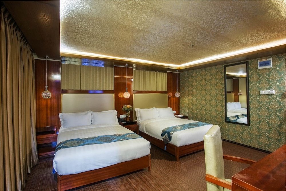 Suite familiar con vista a la ciudad Hotel Noorjahan Grand