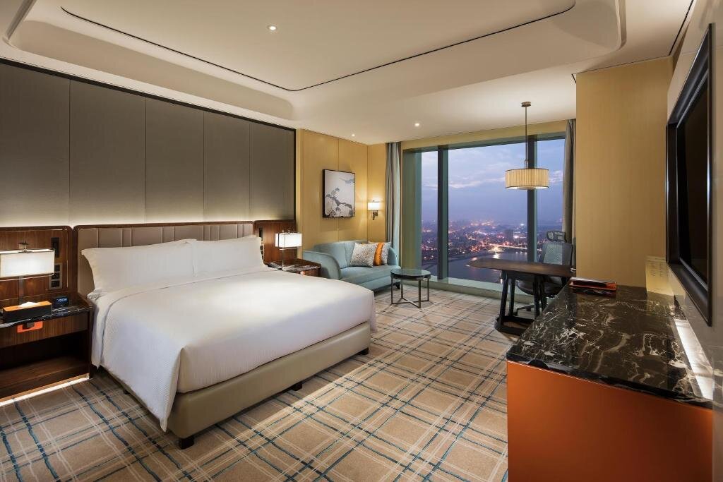 Standard room with river view Hilton Fuzhou