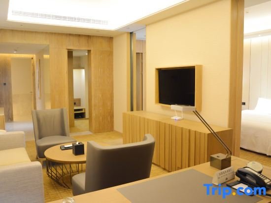Люкс Business Days Hotel & Suites Liangping
