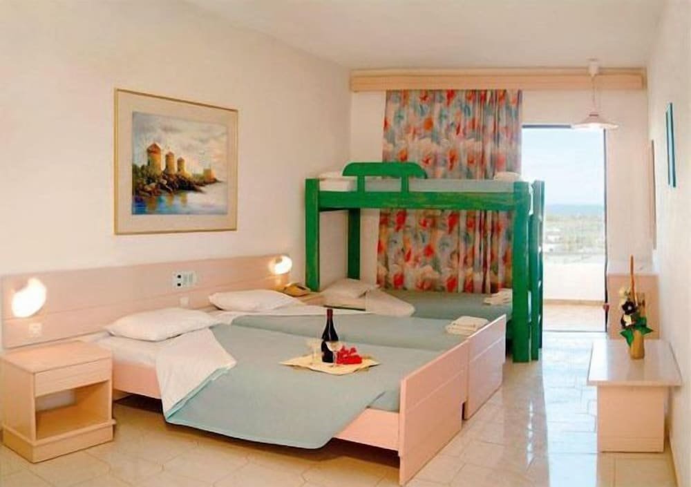 Standard Dreier Zimmer mit Balkon und mit Meerblick Hotel Iris