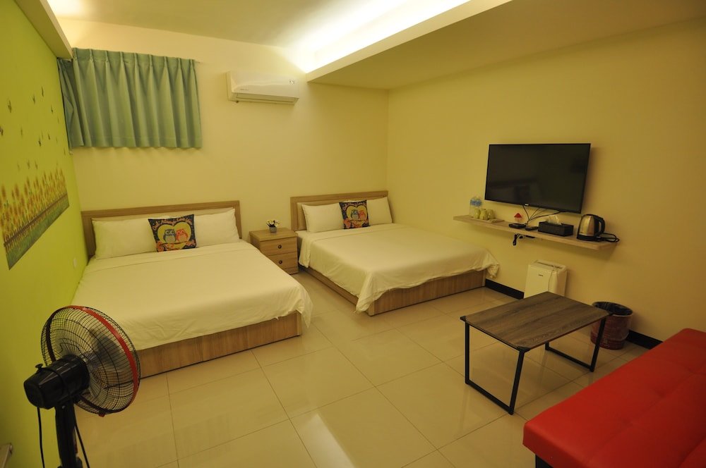 Standard Vierer Zimmer Han Yay Bay Hotel