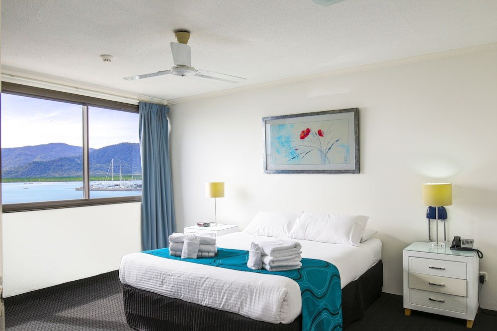 Апартаменты Standard с 2 комнатами с балконом Cairns Aquarius