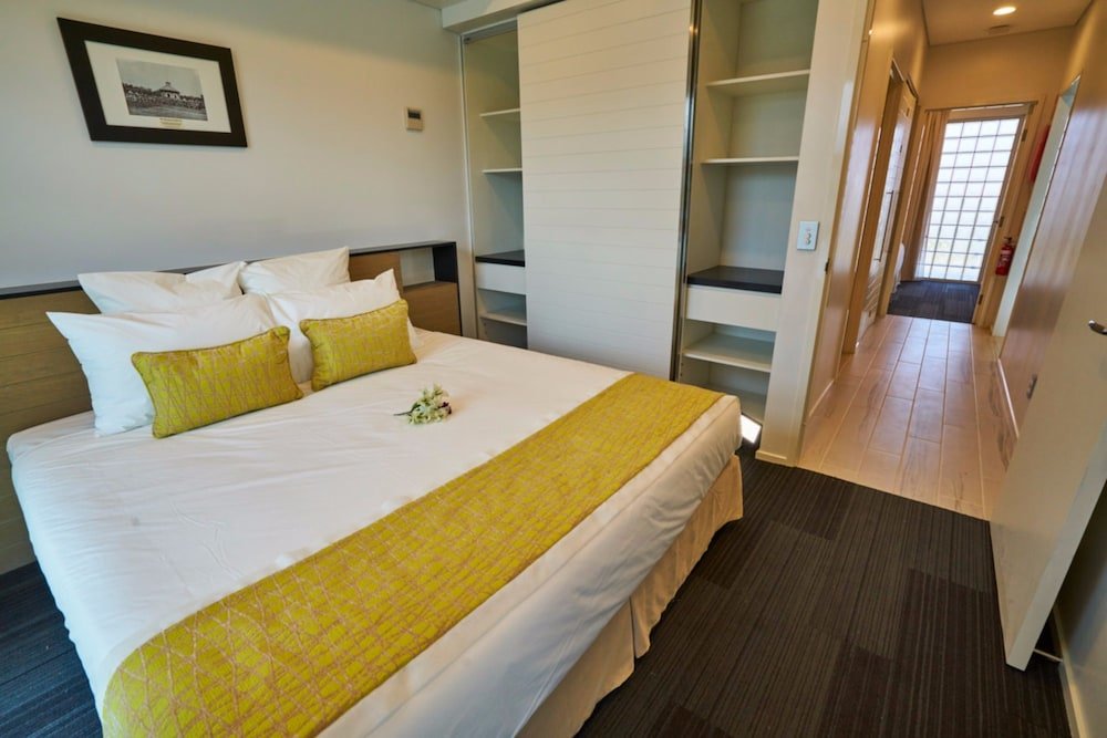 Вилла с 3 комнатами с видом на воду Taumeasina Island Resort