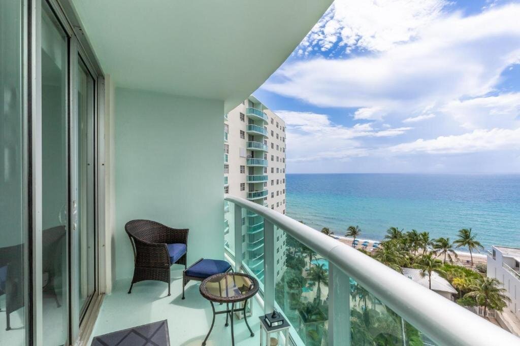 Apartment The Tides 2 Bed 11th floor on Hollywood Beach