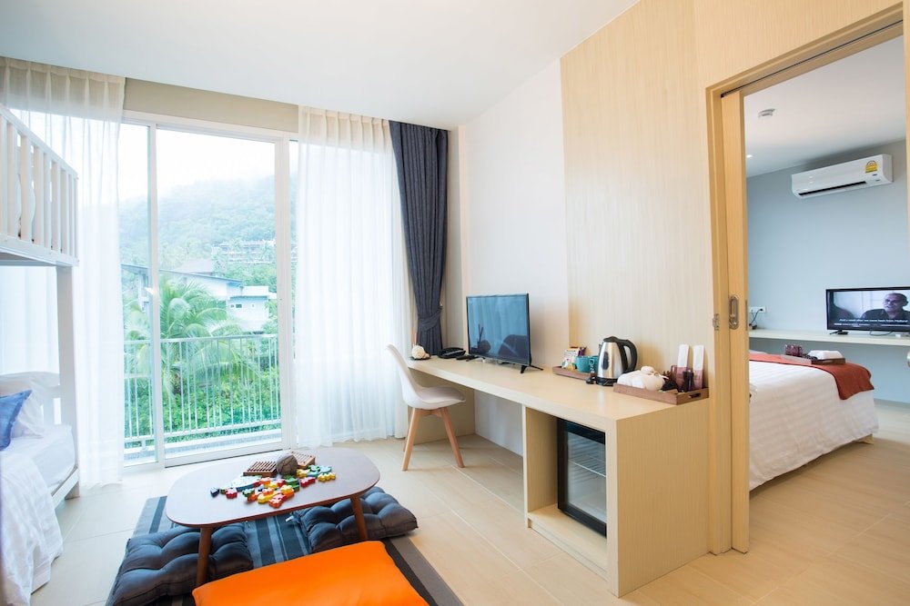 Deluxe famille chambre avec balcon LaRio Hotel Krabi-SHA Extra Plus