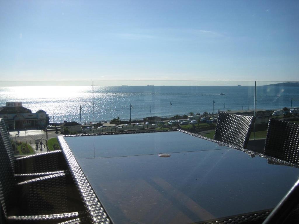 2 Bedrooms Penthouse Apartment Riviera Apartments - Five Stylish Penthouse Apartments with Unrivalled Sea Views of Teignmouth, Shaldon, The Jurassic Coastline & The Teign Estuary