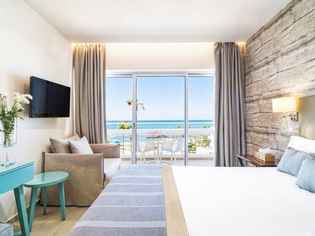 Habitación doble Estándar con vista al mar Leonardo Plaza Cypria Maris Beach Hotel & Spa