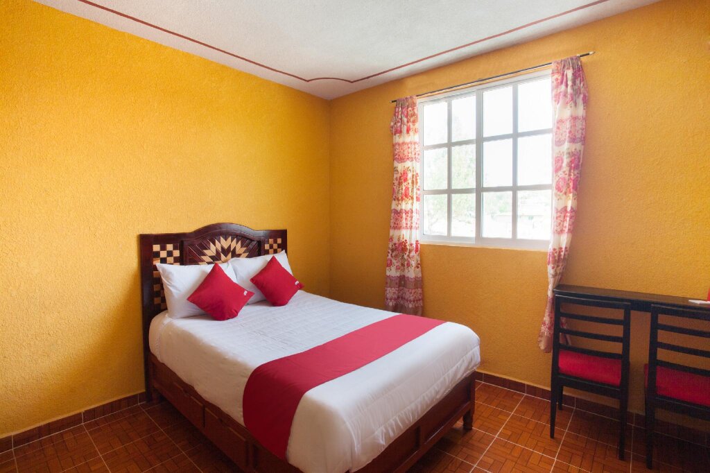 Четырёхместный номер Standard OYO Hotel Posada Las Torres