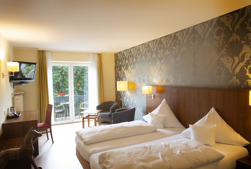 Standard Doppel Zimmer mit Flussblick Bad Emser Hof