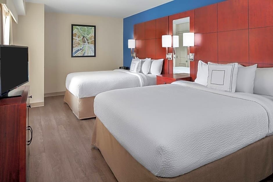 Четырёхместный люкс c 1 комнатой Residence Inn by Marriott Houston Katy Mills