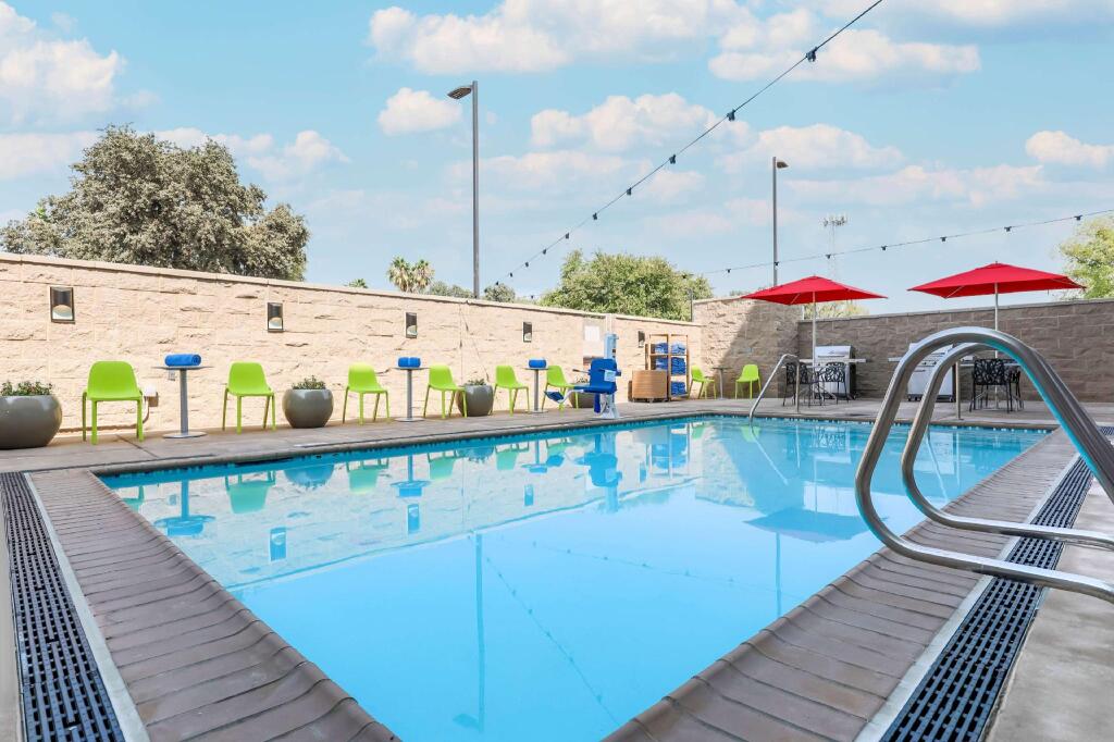 Home2 Suites by Hilton West Sacramento 西萨克拉门托
