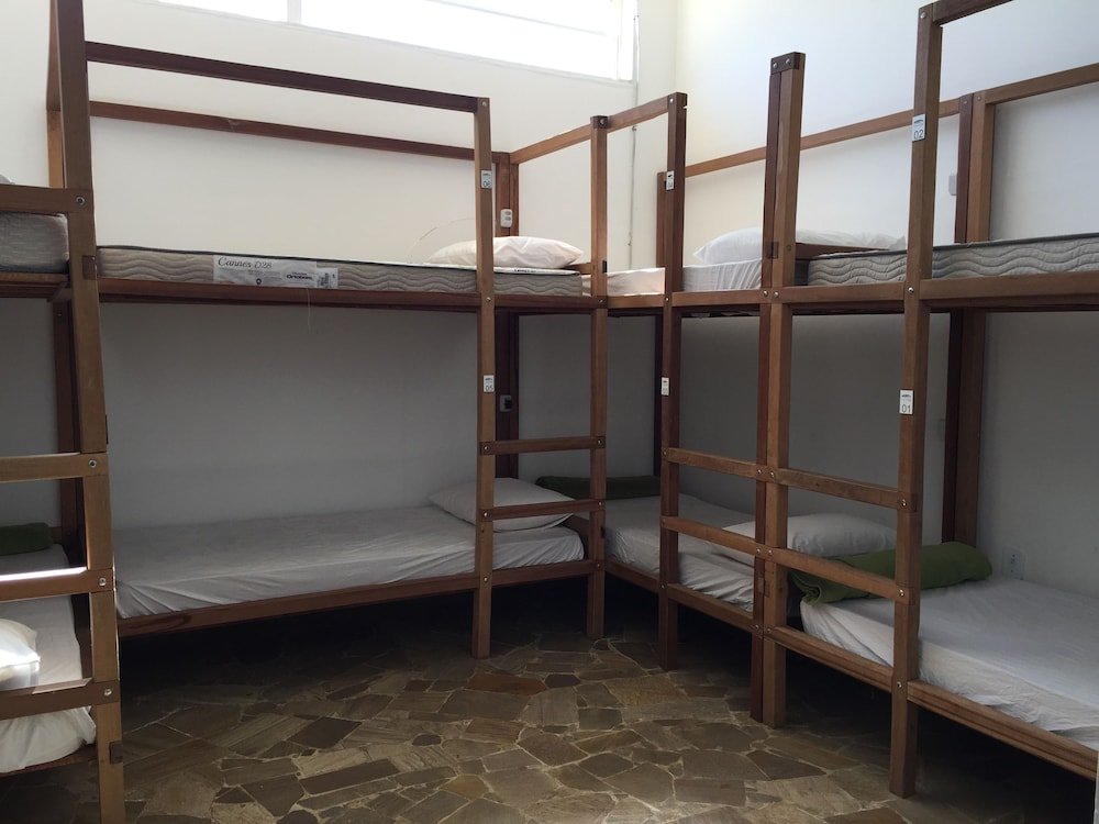 Кровать в общем номере Banana Leaf Eco Hostel