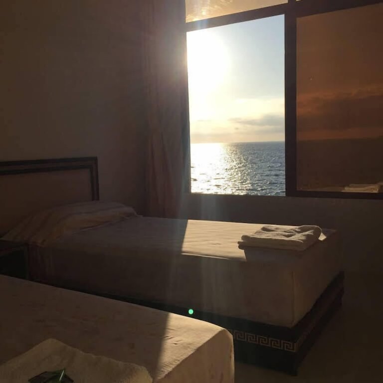 Apartamento cuádruple con vista al mar Borj Ouad Ghelala