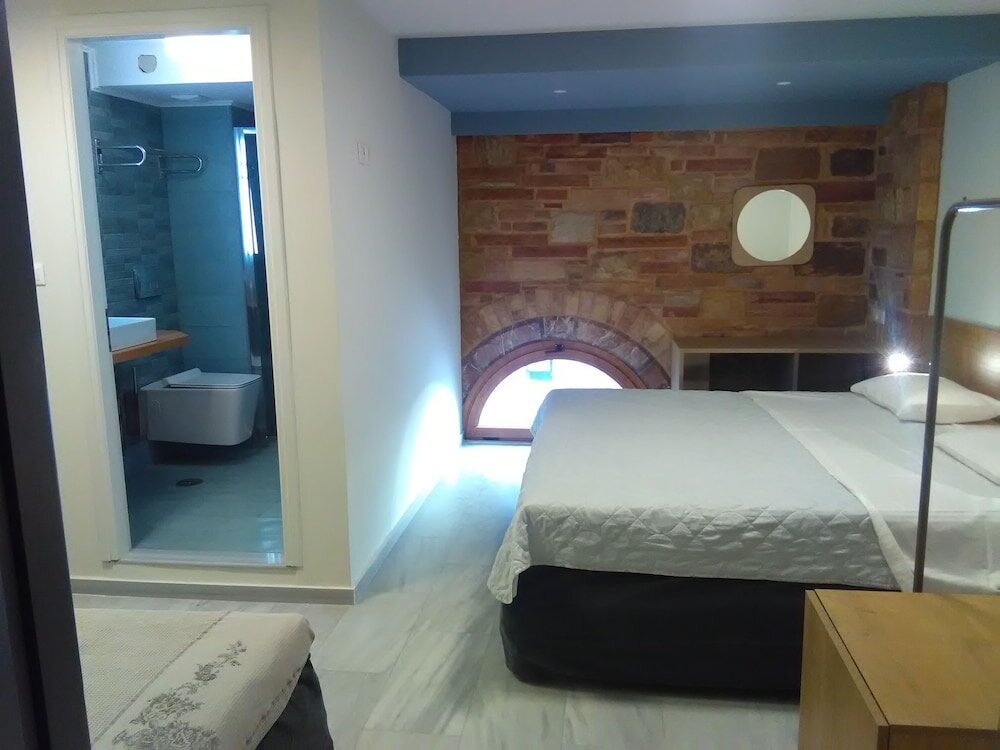 Standard Dreier Zimmer Dachboden Chios City Inn