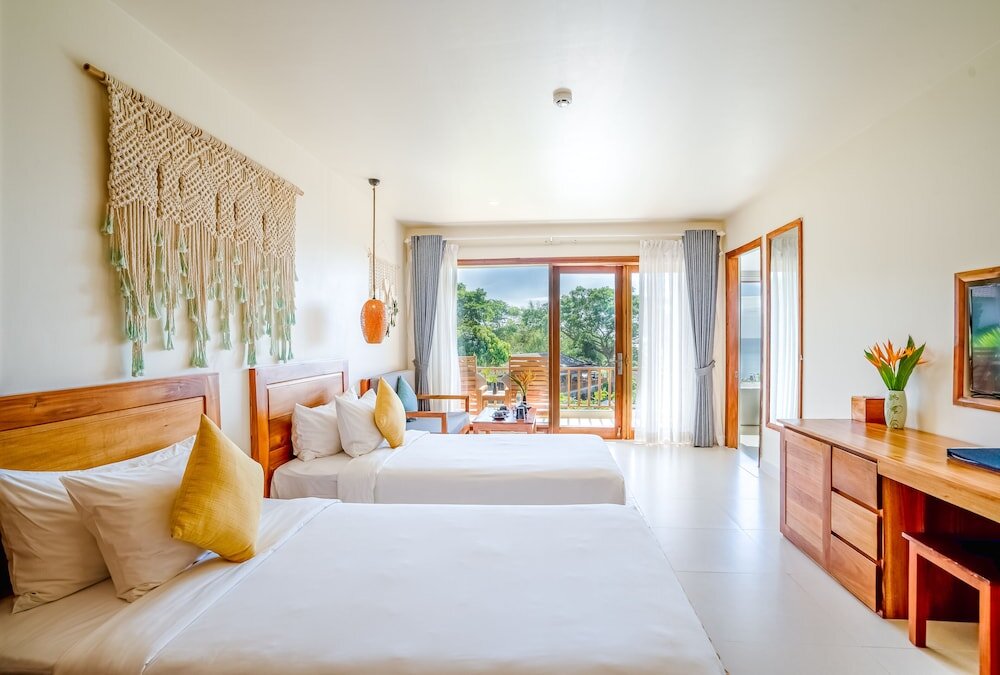 Номер Deluxe с балконом и с видом на океан Camia Resort & Spa
