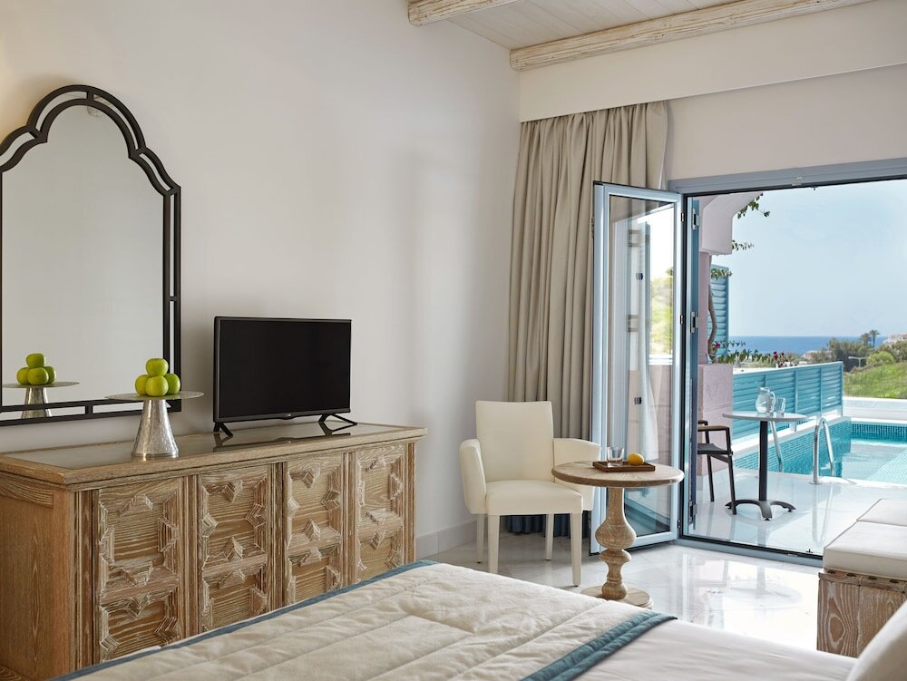 Camera familiare Standard con balcone Mitsis Rodos Village Beach Hotel & Spa