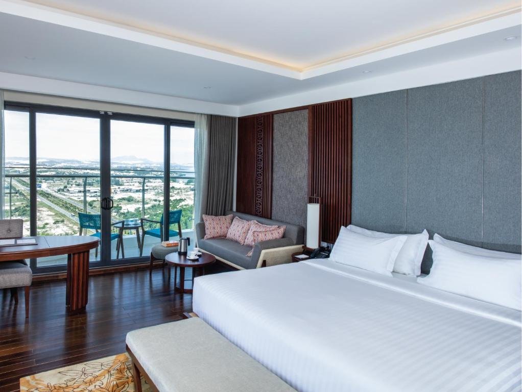 Deluxe room with ocean view Duyen Ha Resort Cam Ranh