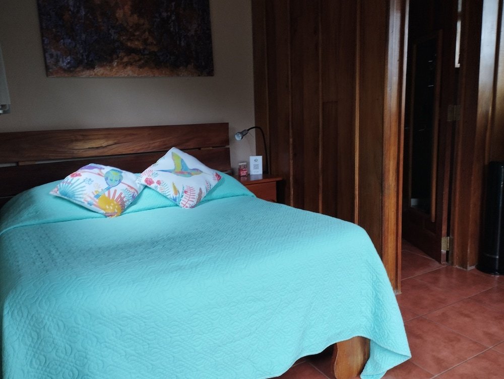 Standard Doppel Zimmer mit Bergblick Cala Lodge